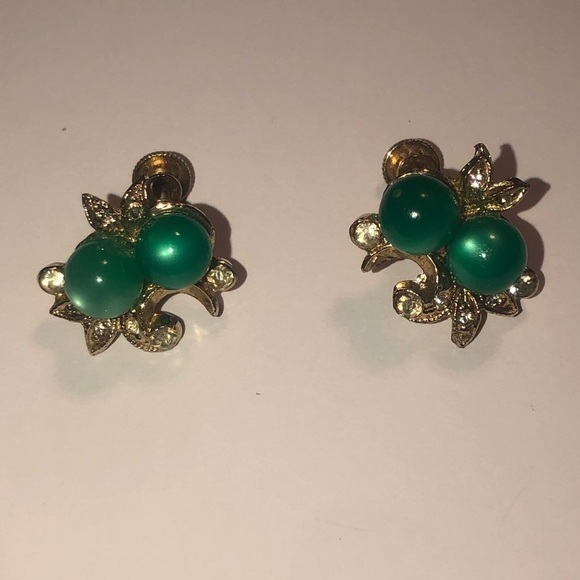 VTG Coro Green Lucite Gold Tone Screw Clip On Earrings .6” - Picture 4 of 7